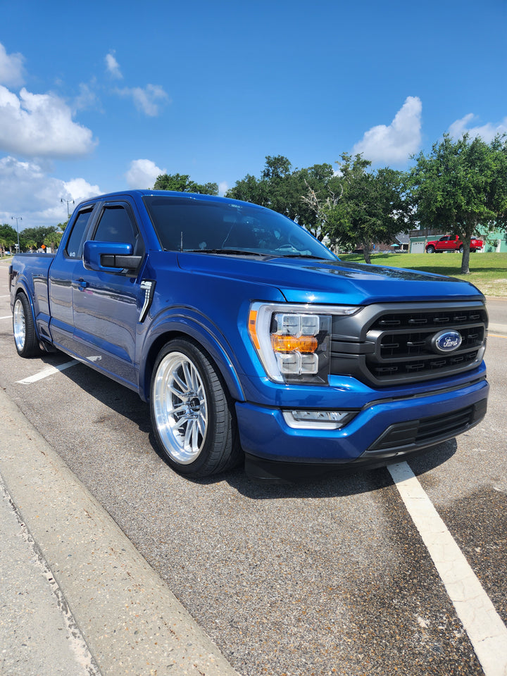 Ford F-150 with Cosmis XT-206R Black w/ Machined Lip + Spokes Wheels 22x10 +0 6×135