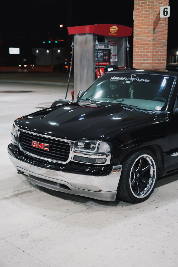 Black 20x9.5 GMC Truck