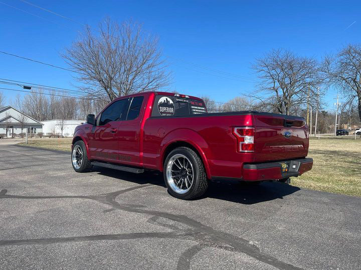 2018 F-150 XLT 2/4 Drop with XT-206R Black w/ Machined Lip + Spokes Wheels 22x10 +0 6×135