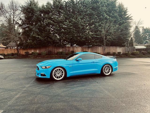 S550 6th gen Ford Mustang Aftermarket Cosmis Wheels Hyper Silver with Machined Face 20x9 +35mm